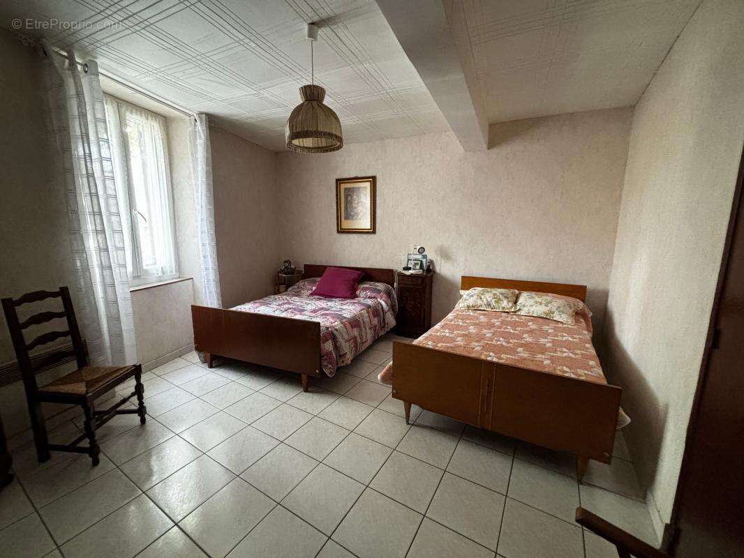 Maison à VILLEGLY