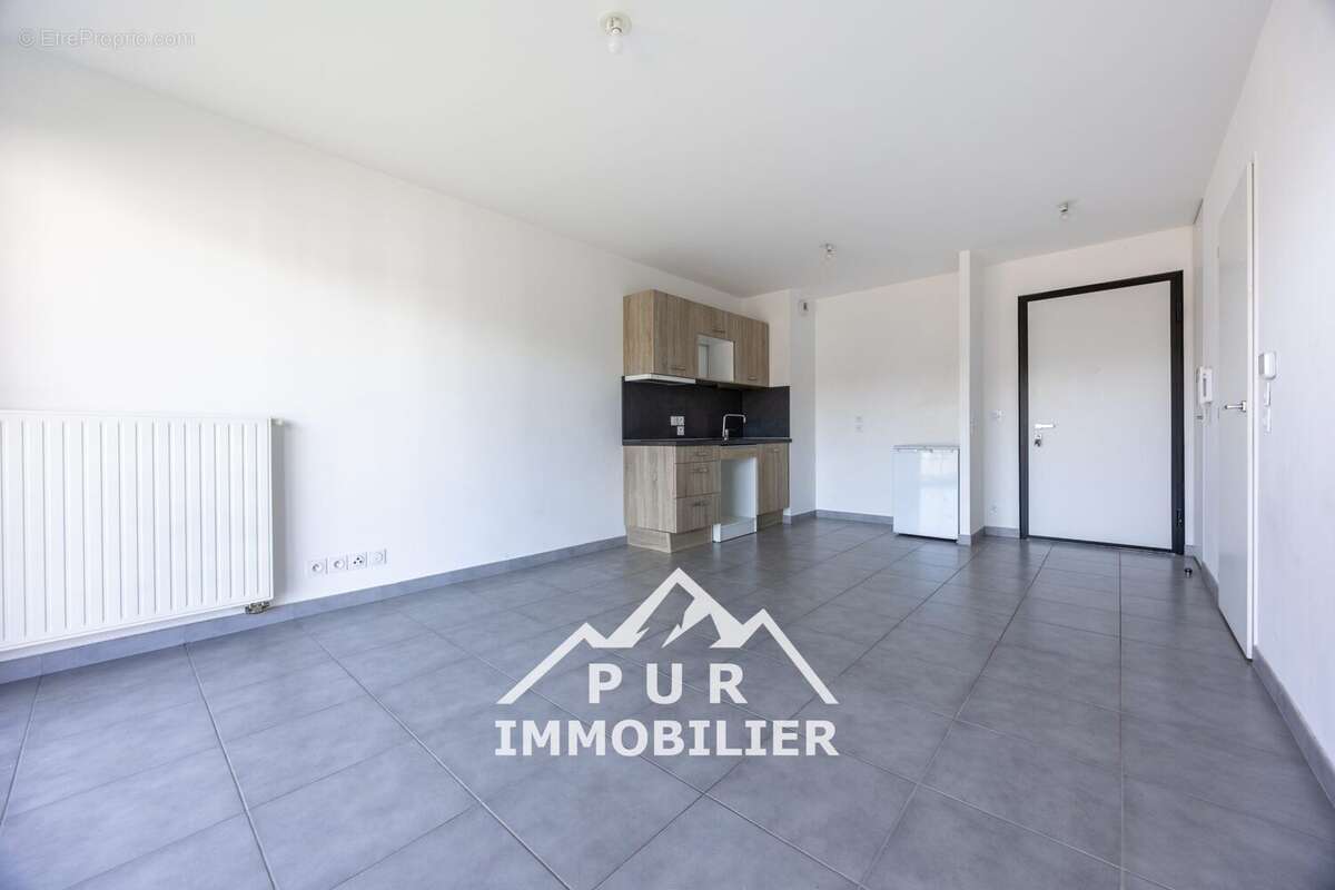 Appartement 43 m² à Annemasse  - photo 3