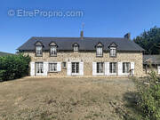 Maison à SAINT-MARCAN