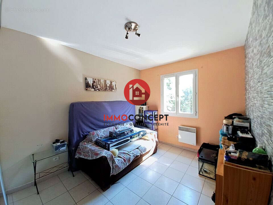 Maison à ROQUEMAURE