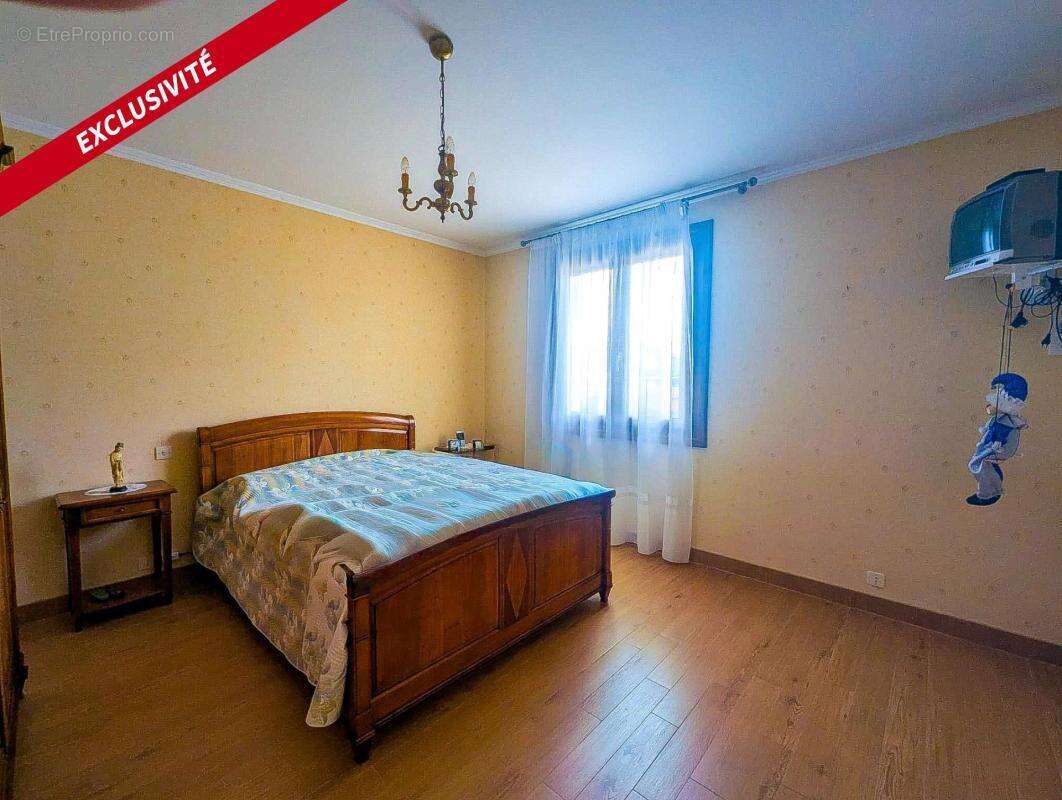 Maison de 150m² avec 4 chambres en fond d'impasse - photo 4