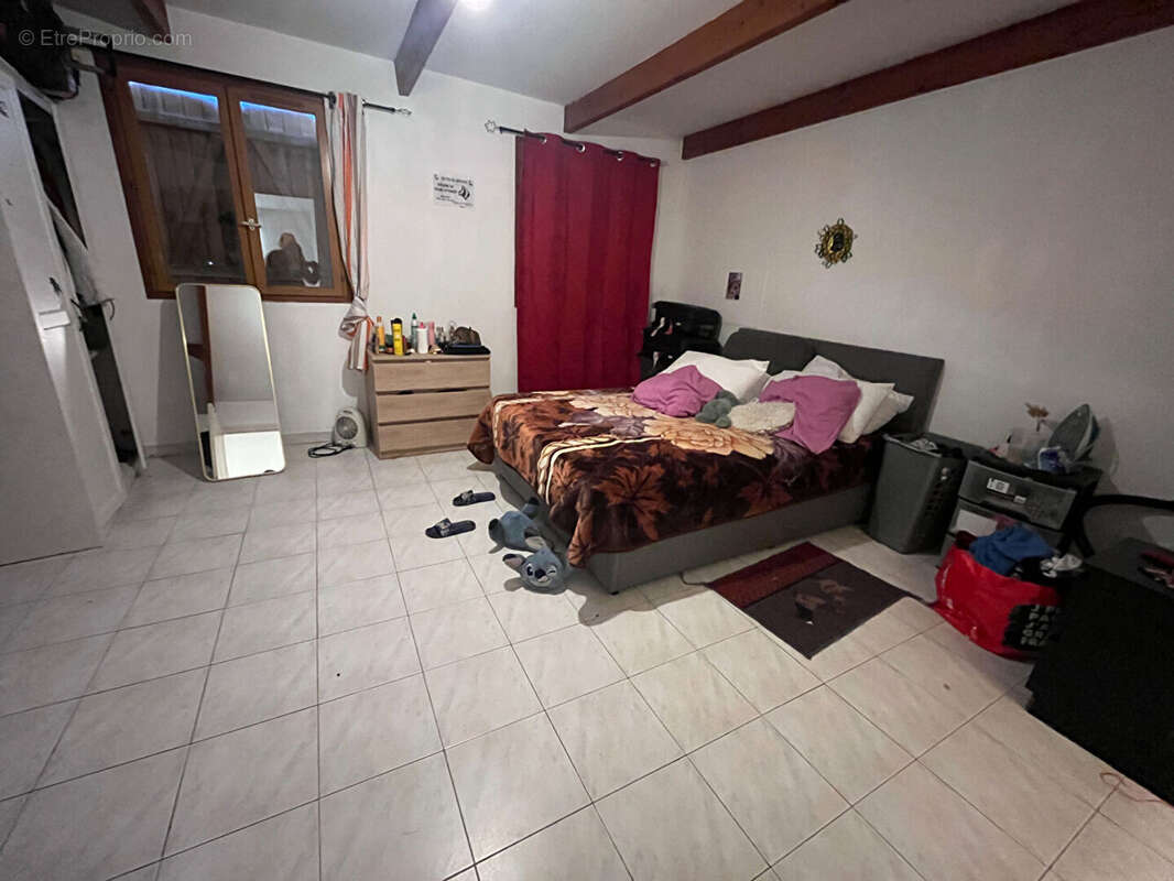 Appartement à MARSEILLE-15E