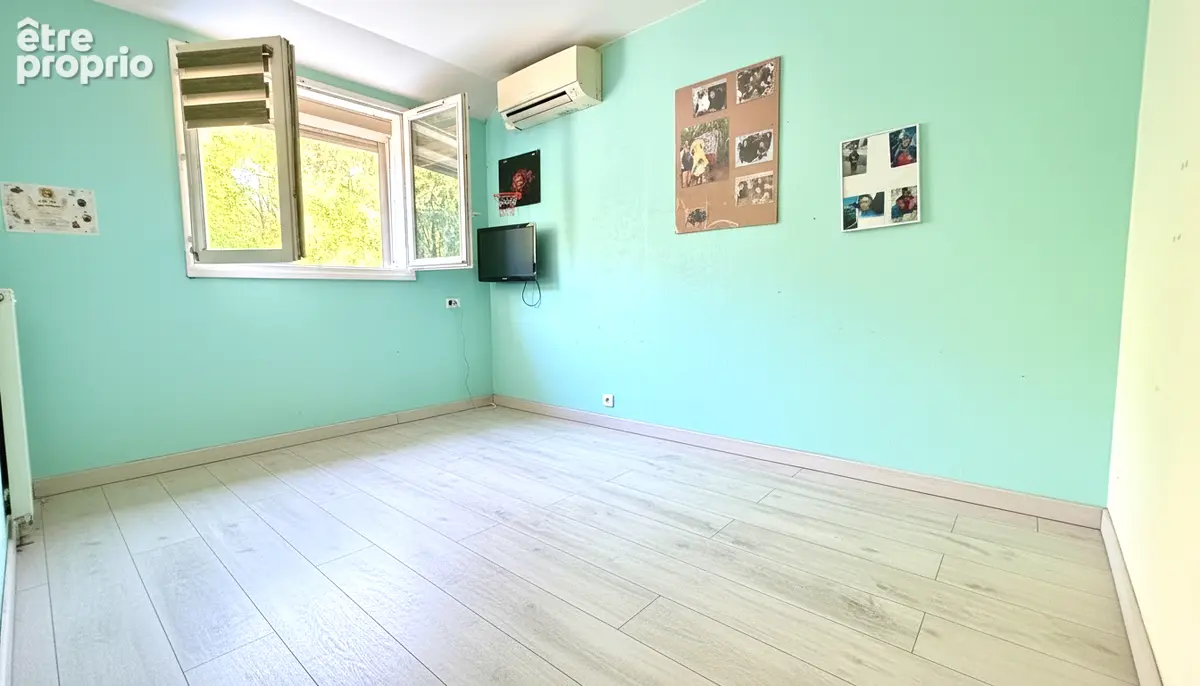 Maison 92m² à combs-la-ville - photo 8