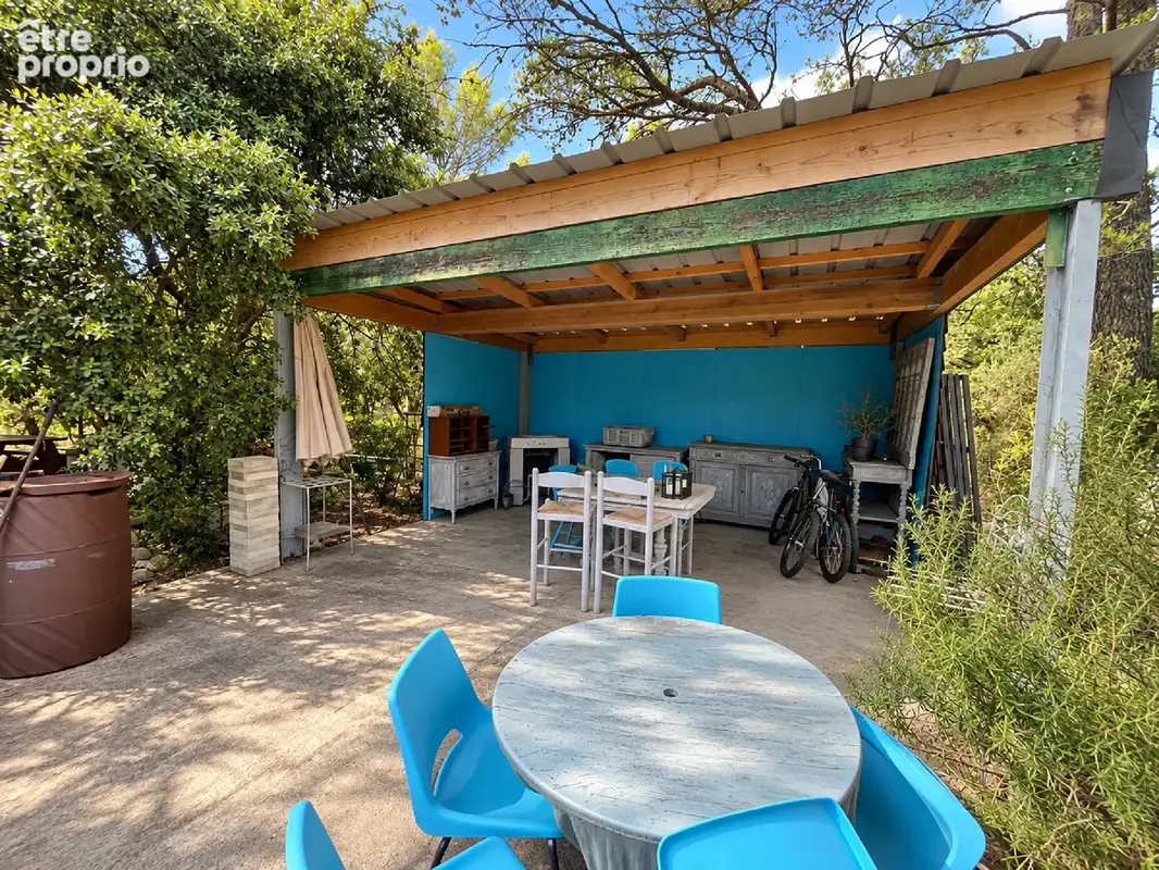 Photo Terrain à Le Castellet au prix de 85 500€