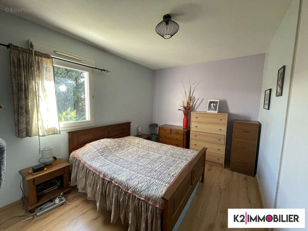 Maison à MONTELIMAR