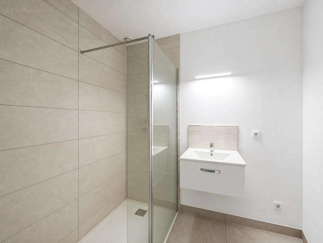Appartement à SEGRE
