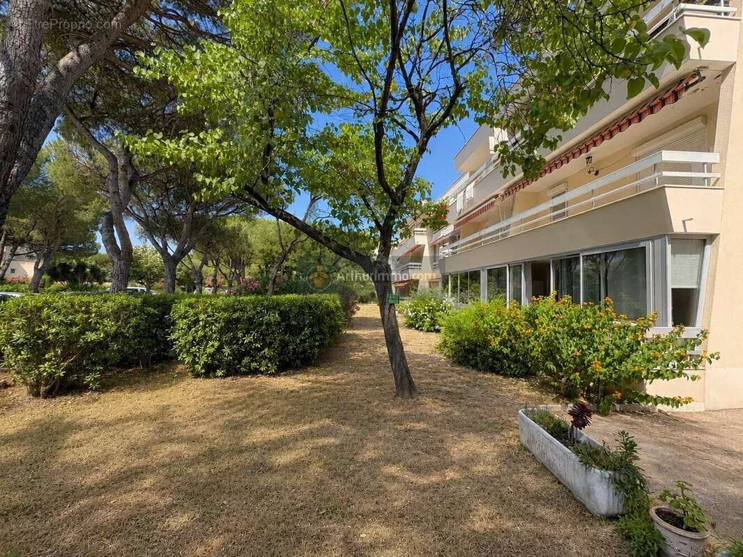 Appartement à FREJUS
