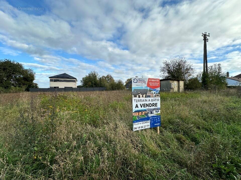 Terrain à CAMBRAI