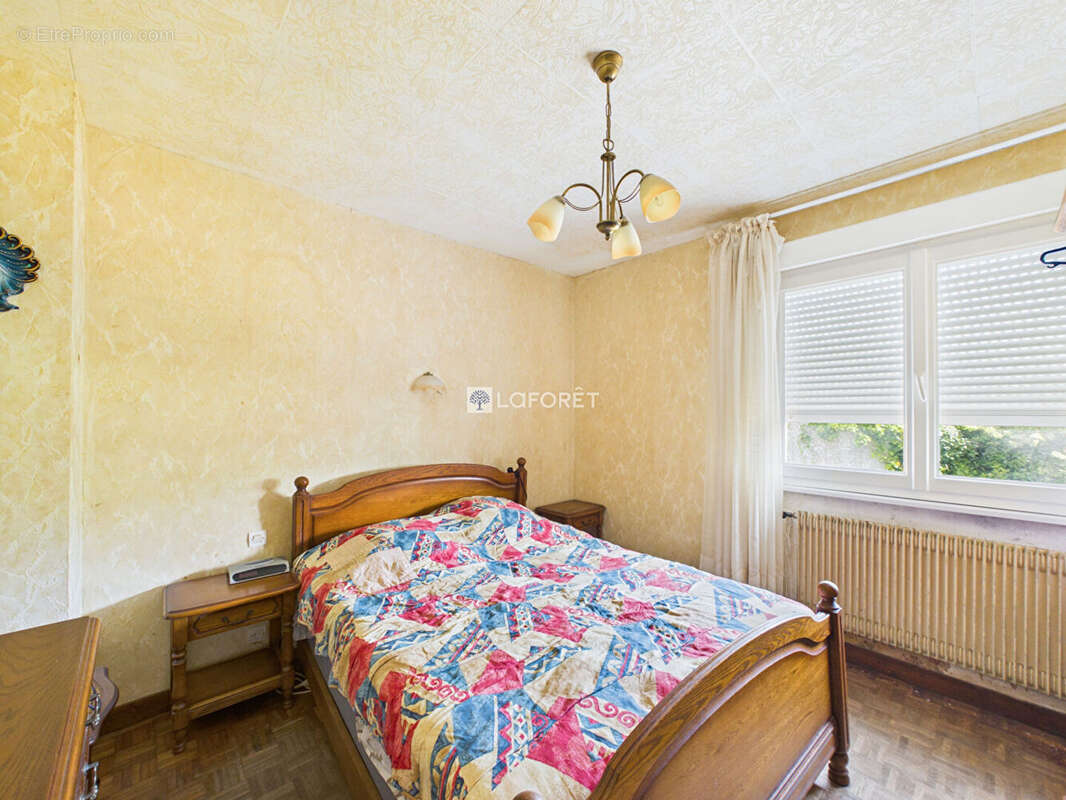 Maison Plozevet 8 pièce(s) 106 m2 - photo 6