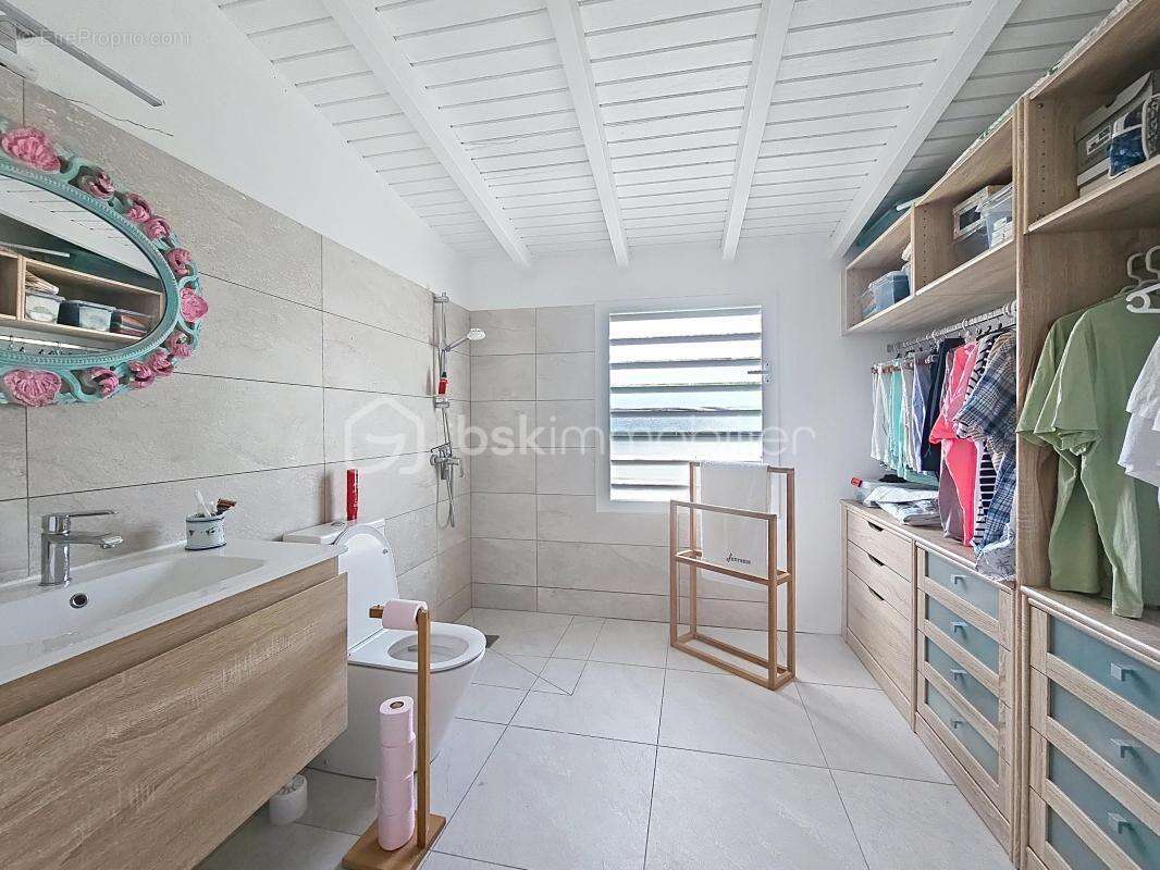 Maison à SAINT-FRANCOIS