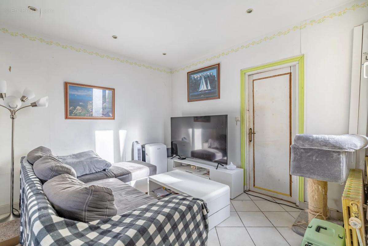 Appartement à PIERRELAYE