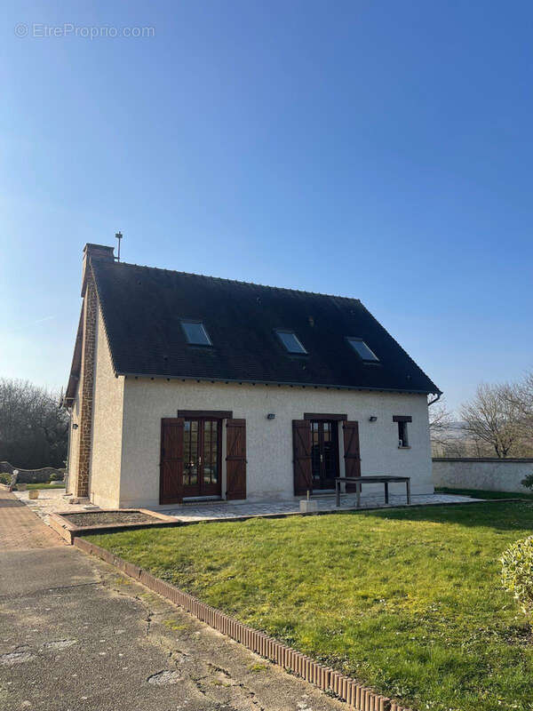 Maison à GOMMECOURT