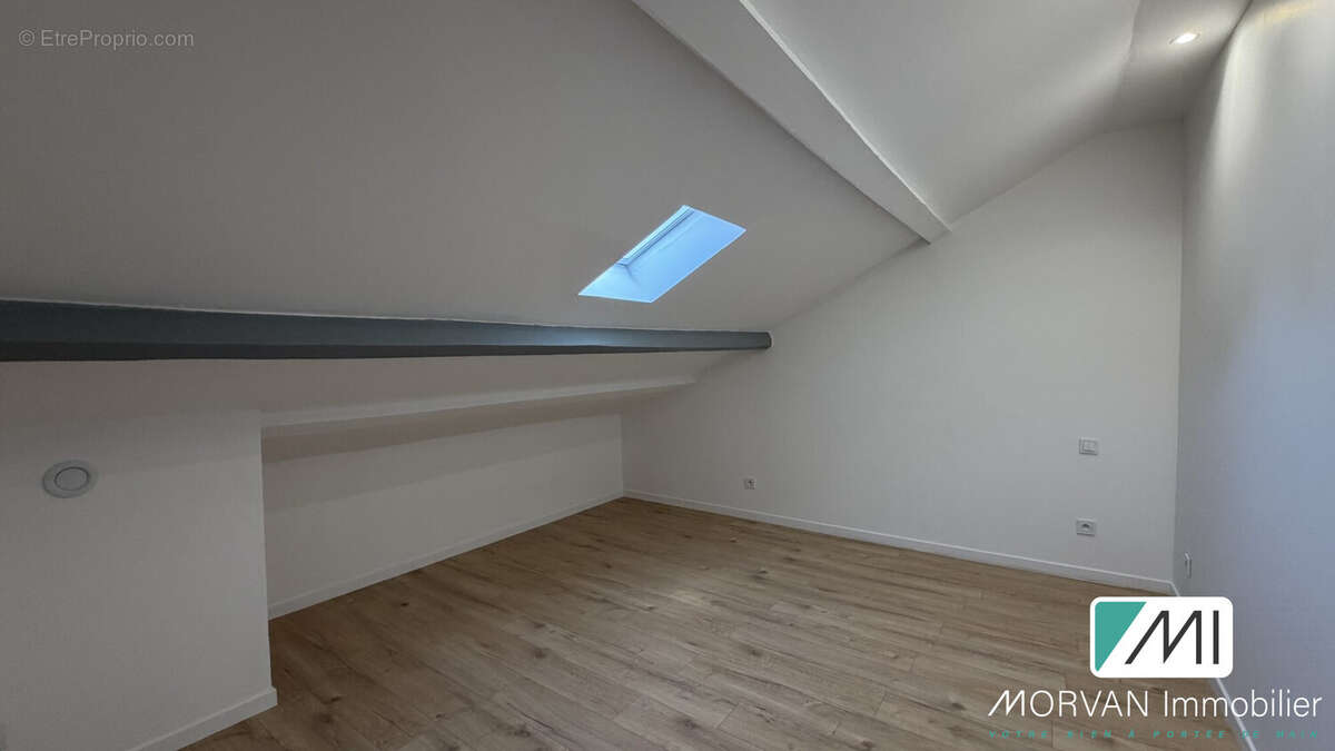Maison 113 m² à Les Essarts-Le-Roi  - photo 8