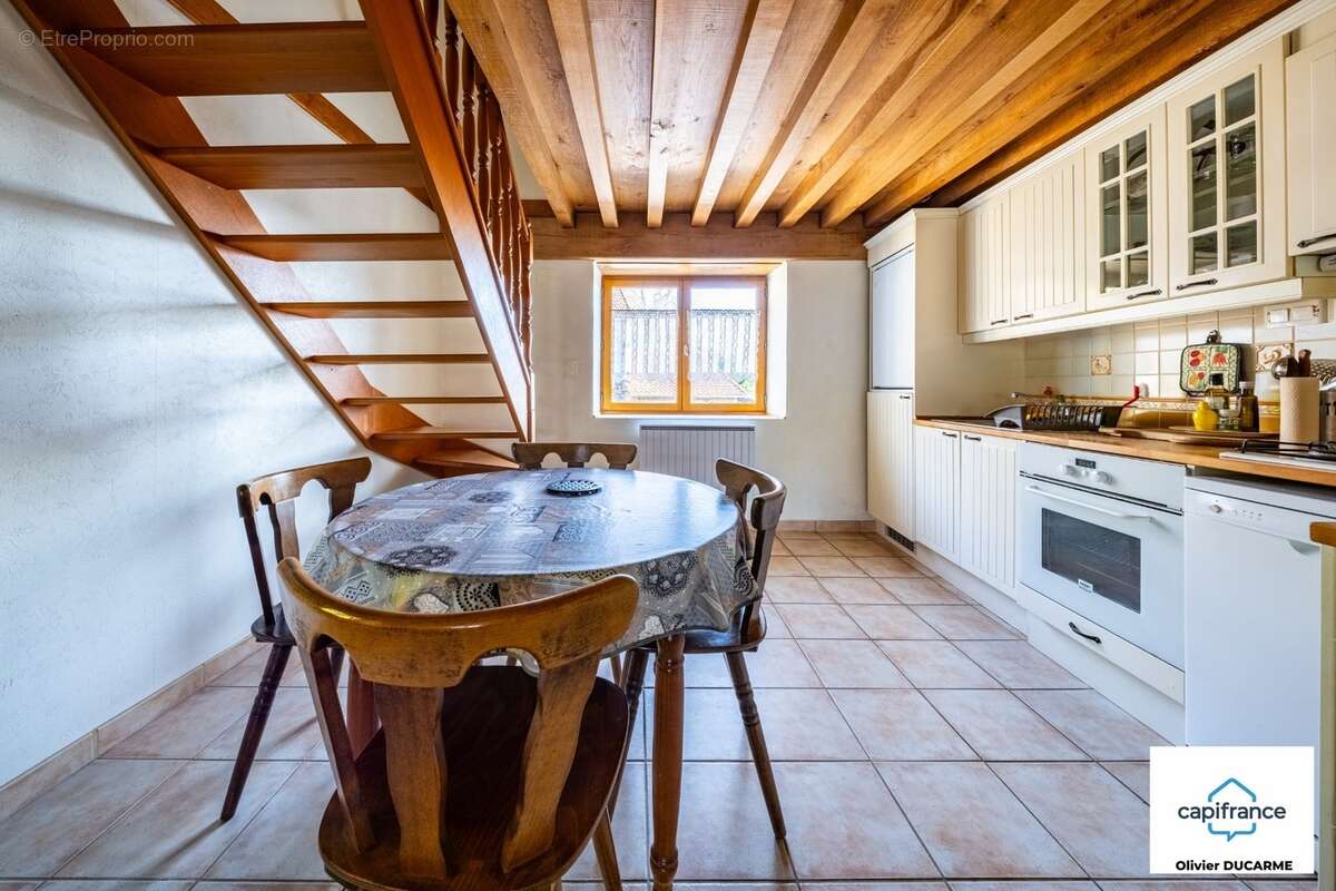 Murs et fonds : gite, chambres d'hôtes et table d'hôtes à vendre CHAUDENAY LE CHATEAU (21) - photo 25