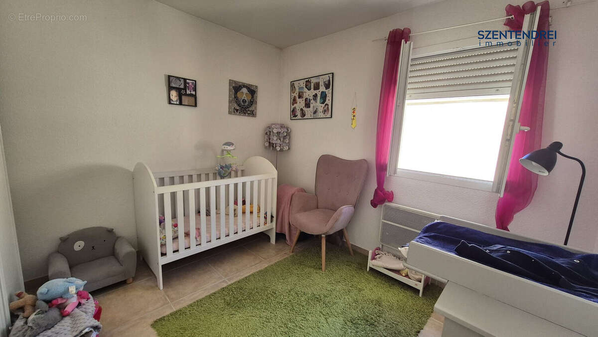 vente villa lunel szentendrei immobilier - Maison à LUNEL