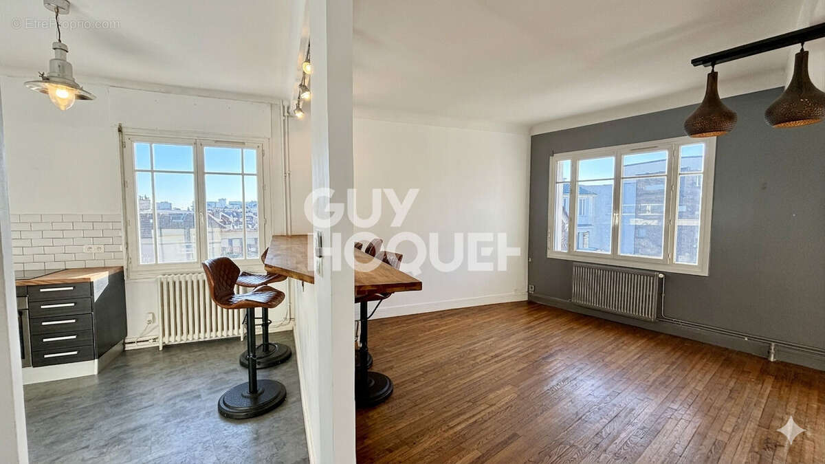 Appartement à FONTENAY-SOUS-BOIS