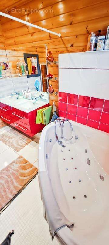 Maison à RION-DES-LANDES