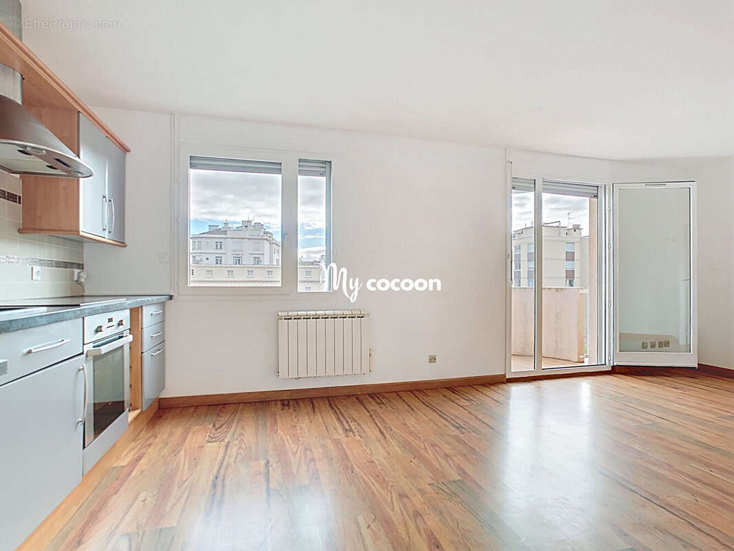 Appartement à LYON-7E
