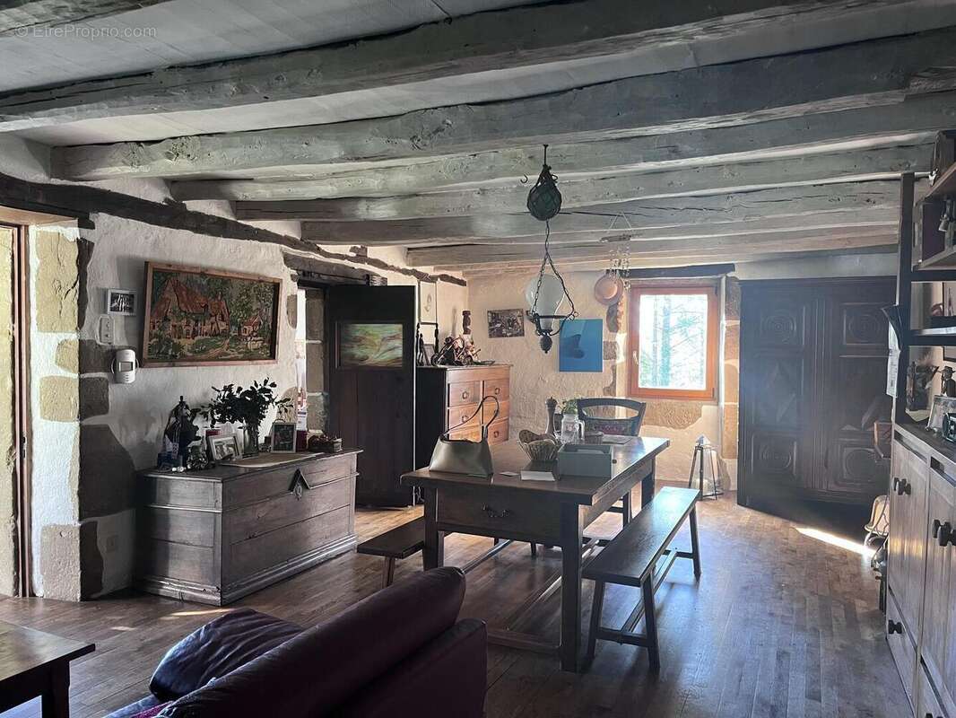 Pièce à vivre - Maison à FIGEAC