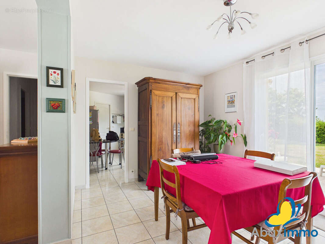 Maison avec possibilité de vie en rez de chaussée à vendre 61200 Argentan. - photo 5