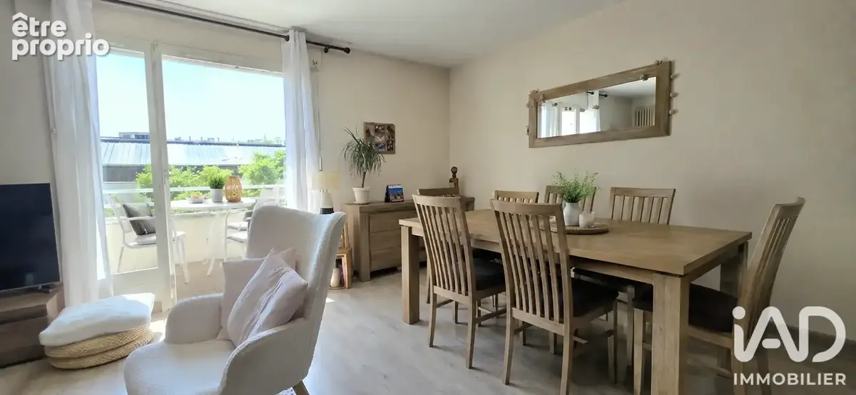 Photo 1 - Appartement à POISSY