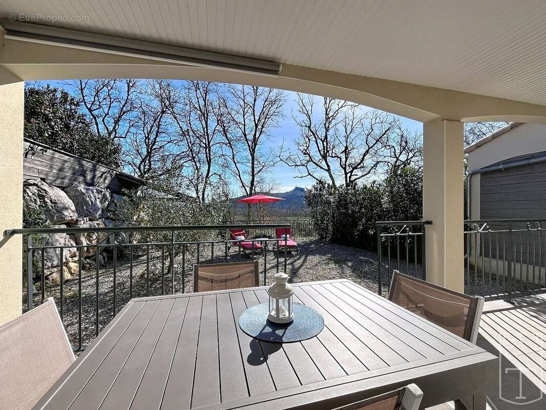 Maison à SAINT-ALBAN-AURIOLLES