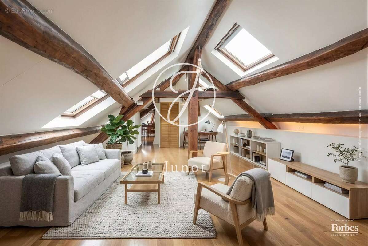 Appartement à PARIS-18E