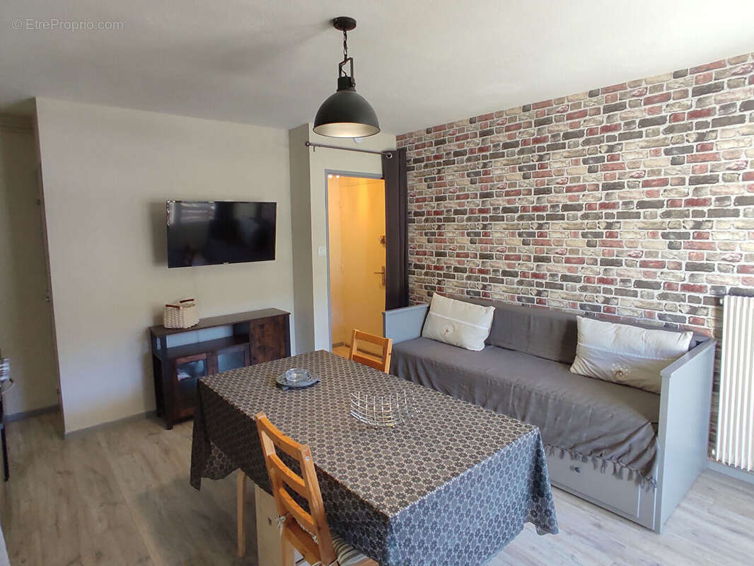 Appartement à LES ANGLES