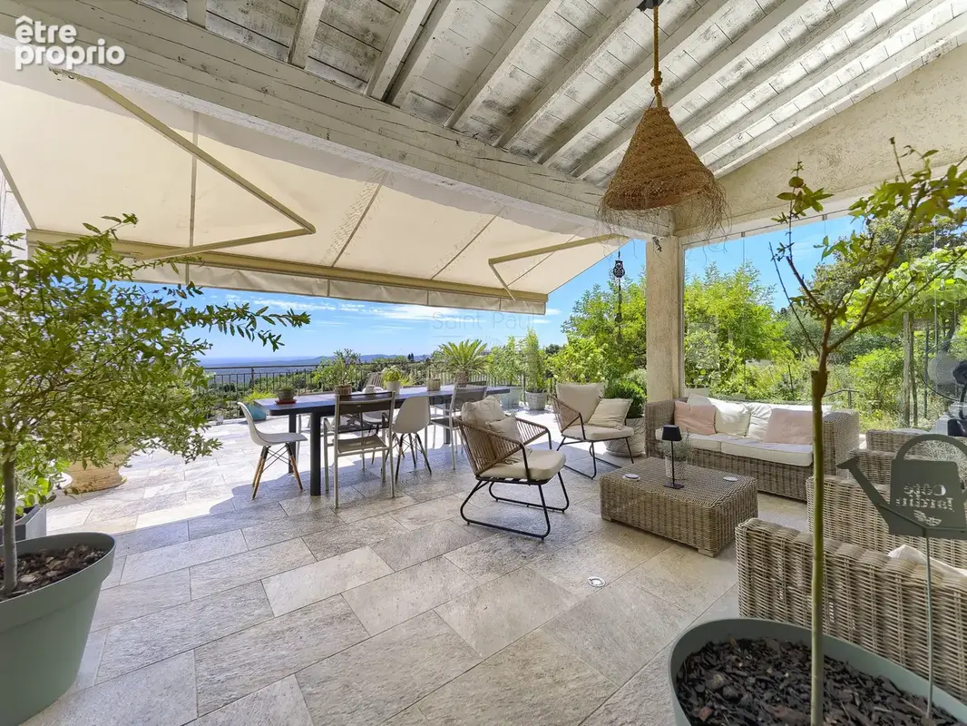 Superbe propriété - 223m2 - Vue panoramique mer - Tourrettes-sur-Loup - photo 17