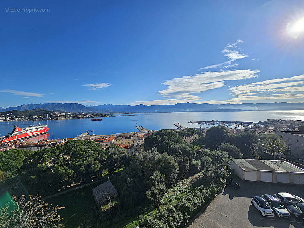Appartement à AJACCIO