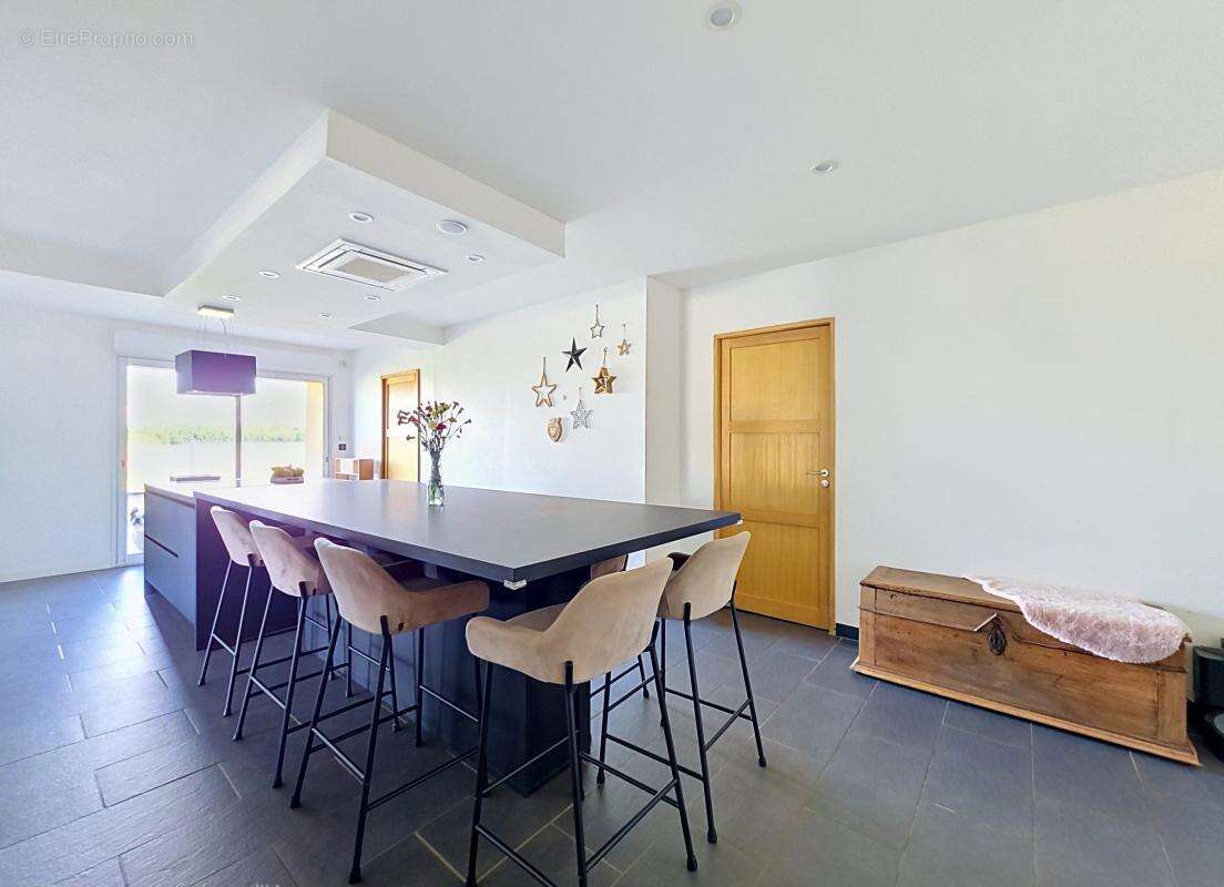 Appartement à DIEMOZ