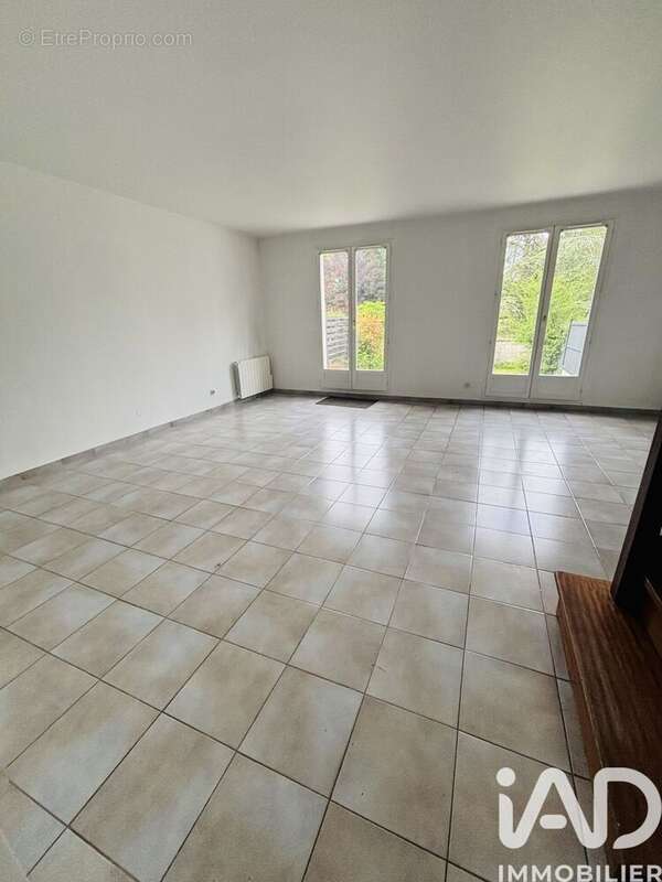 Photo 2 - Maison à COMPIEGNE