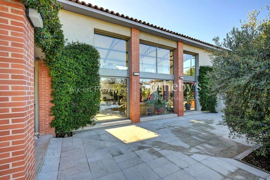 Maison à BOUC-BEL-AIR