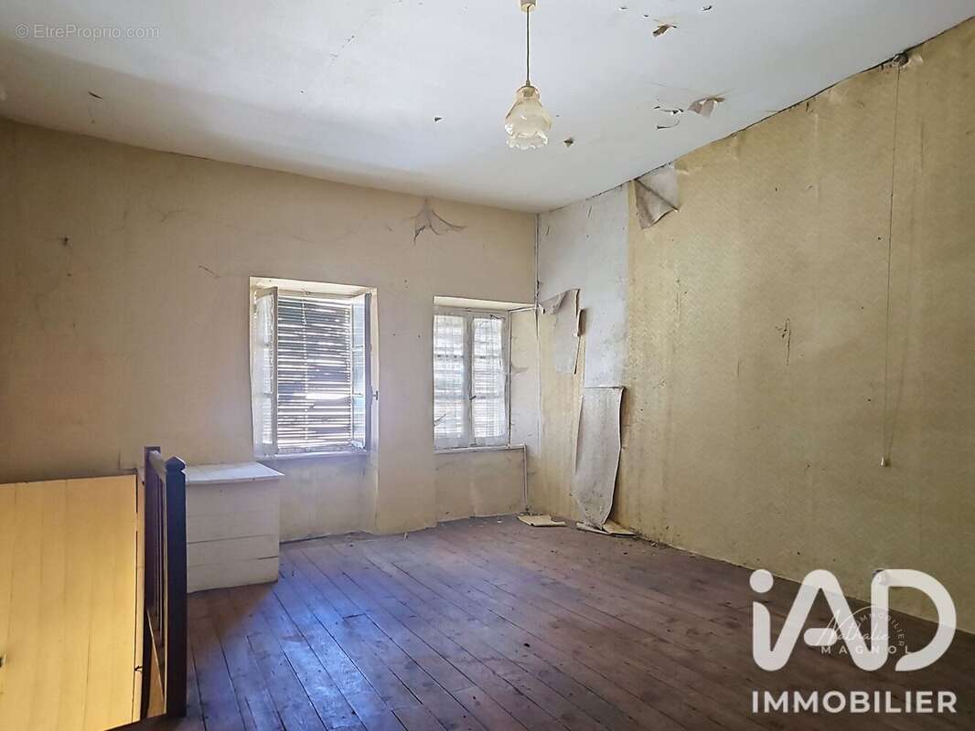 Maison 75 m² à Ferrieres-Sur-Sichon  - photo 8