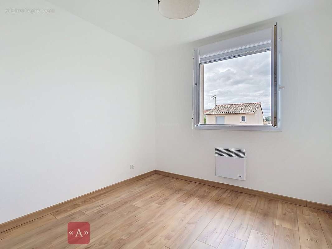 Maison à SAINT-SULPICE