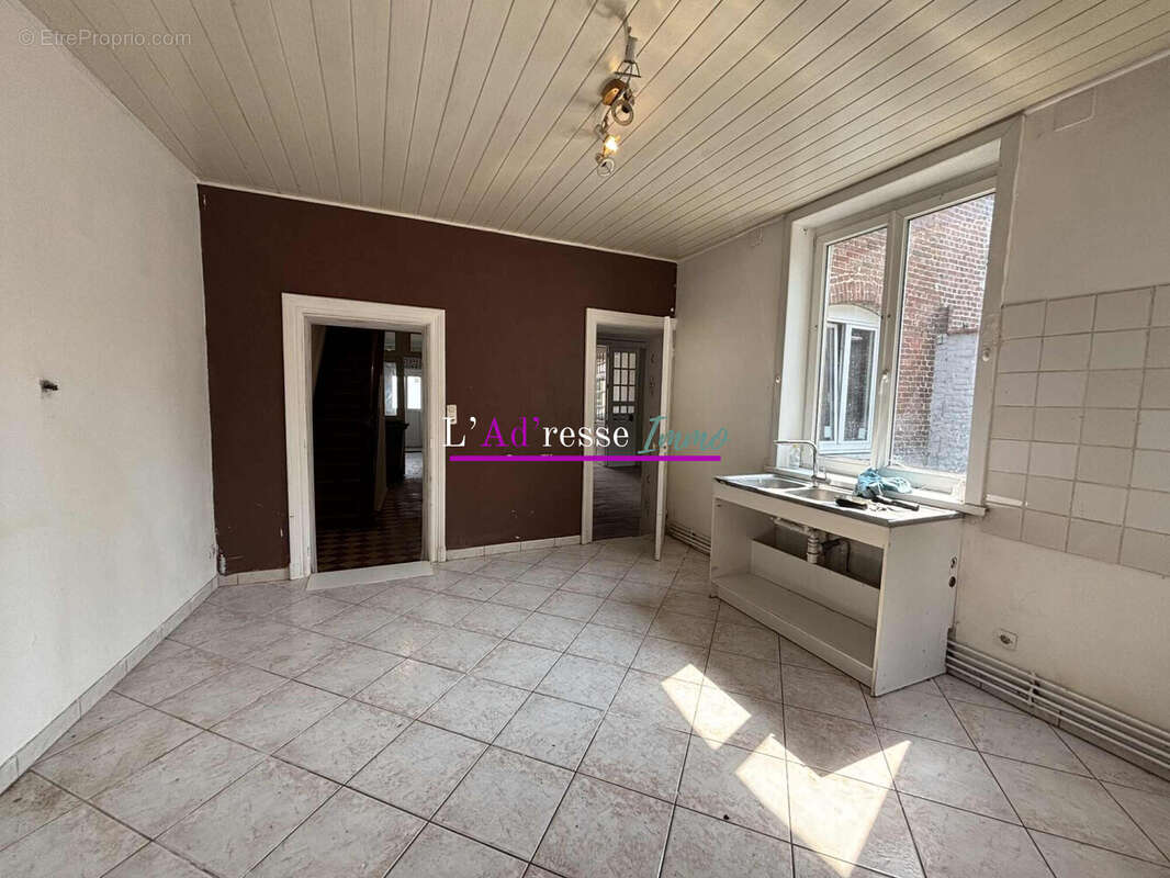 Maison à GOUZEAUCOURT