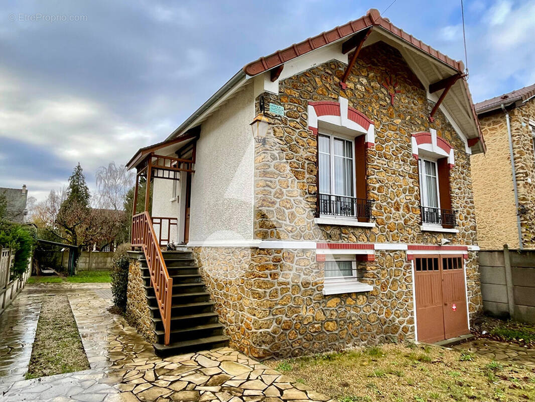 Maison à SUCY-EN-BRIE