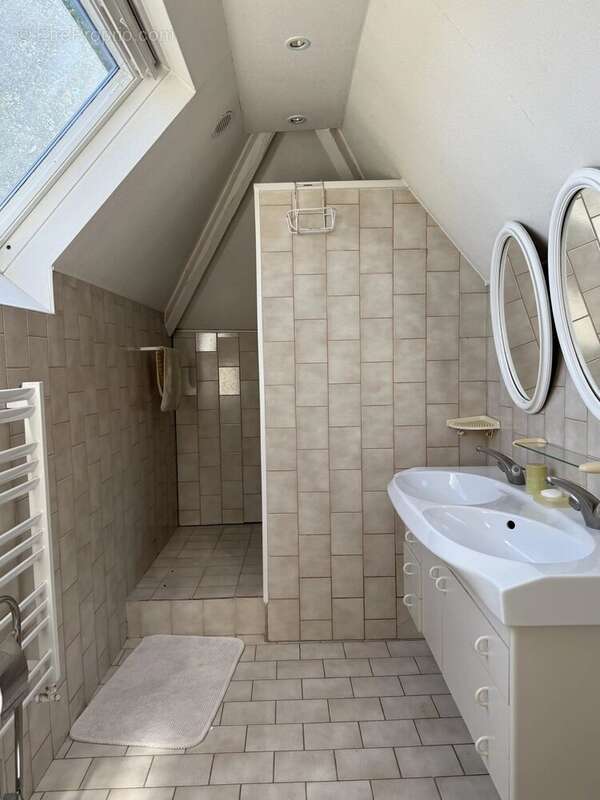 Maison à VILLECRESNES