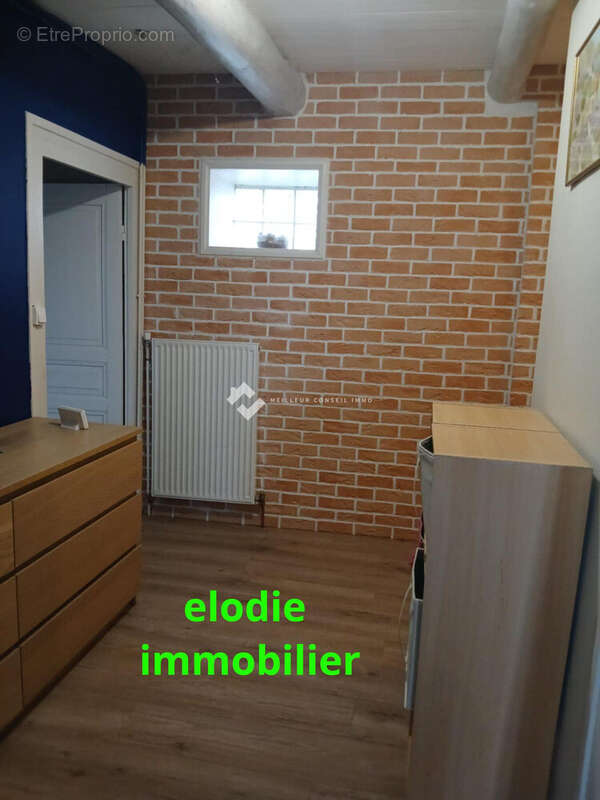 Maison à CHANIAT