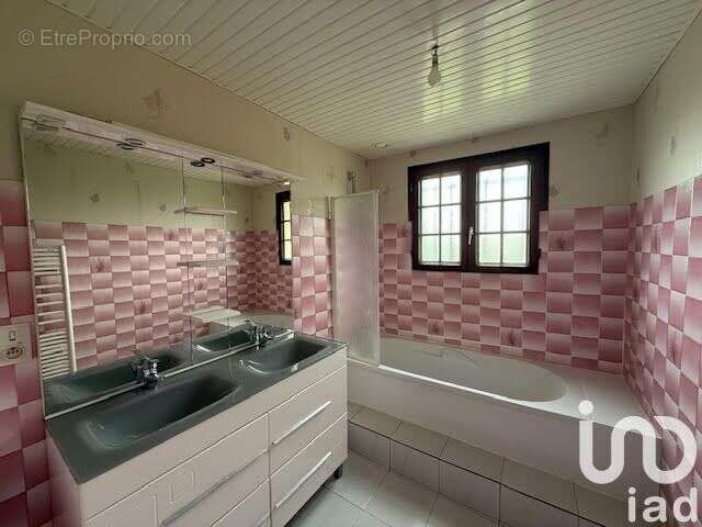 Photo 7 - Maison à SAINT-PIERRE-D&#039;AURILLAC