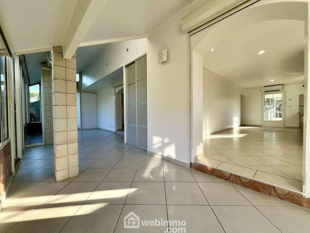 Maison 170 m² à Saint-Laurent-Medoc  - photo 41