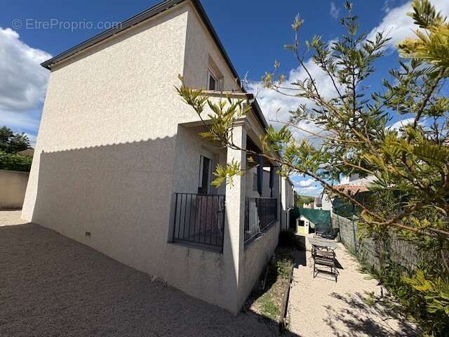 Maison à RESTINCLIERES