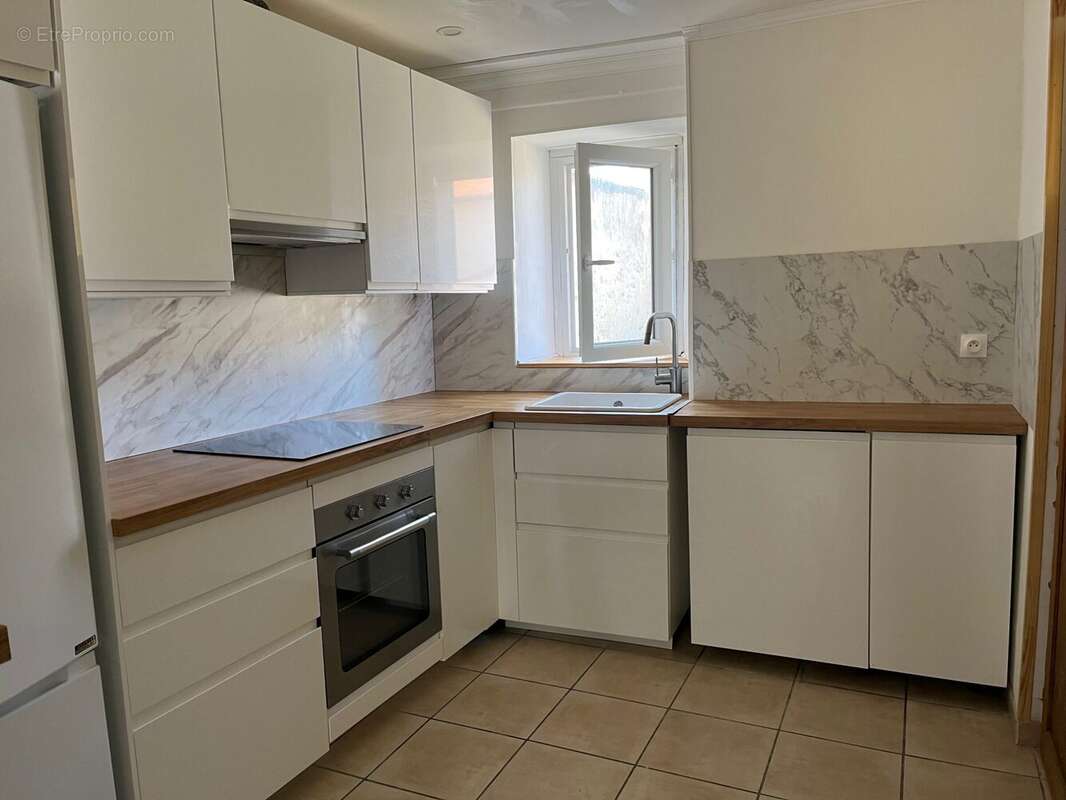 Appartement à VAUX-SUR-SEINE