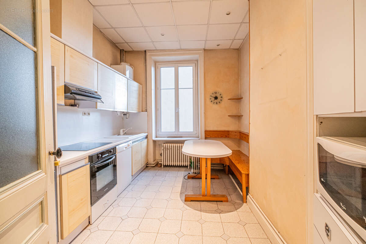 Appartement à SAINT-ETIENNE