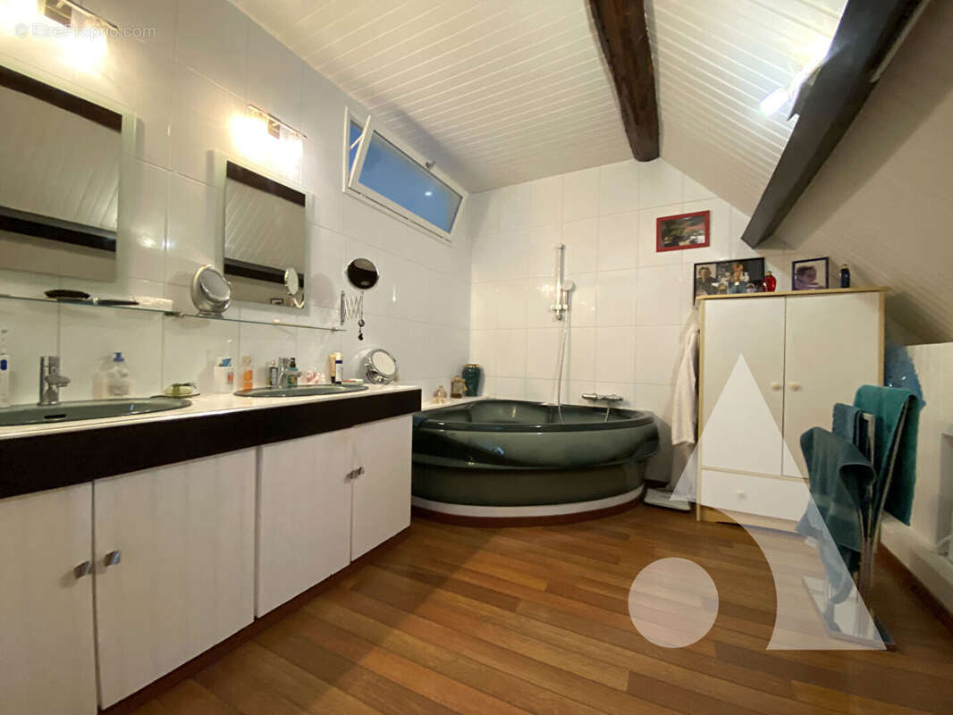 Maison à CREPY-EN-VALOIS