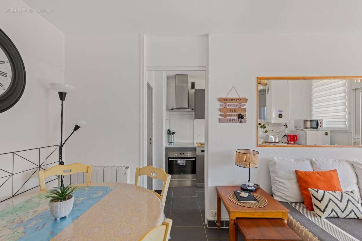 Appartement 56 m² à Toulon  - photo 2