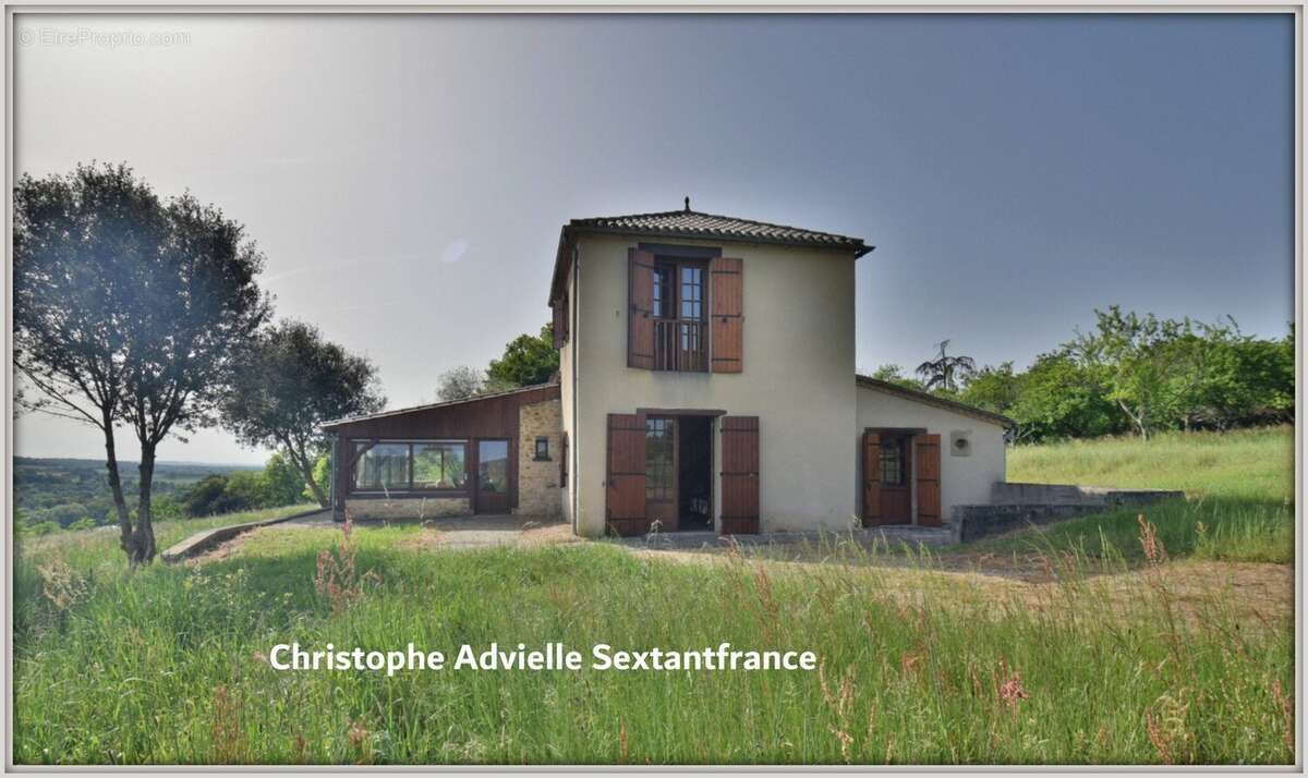 Maison à SAINT-CAPRAISE-DE-LALINDE