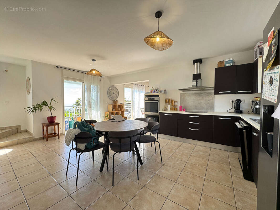 Maison à SAINT-DENIS