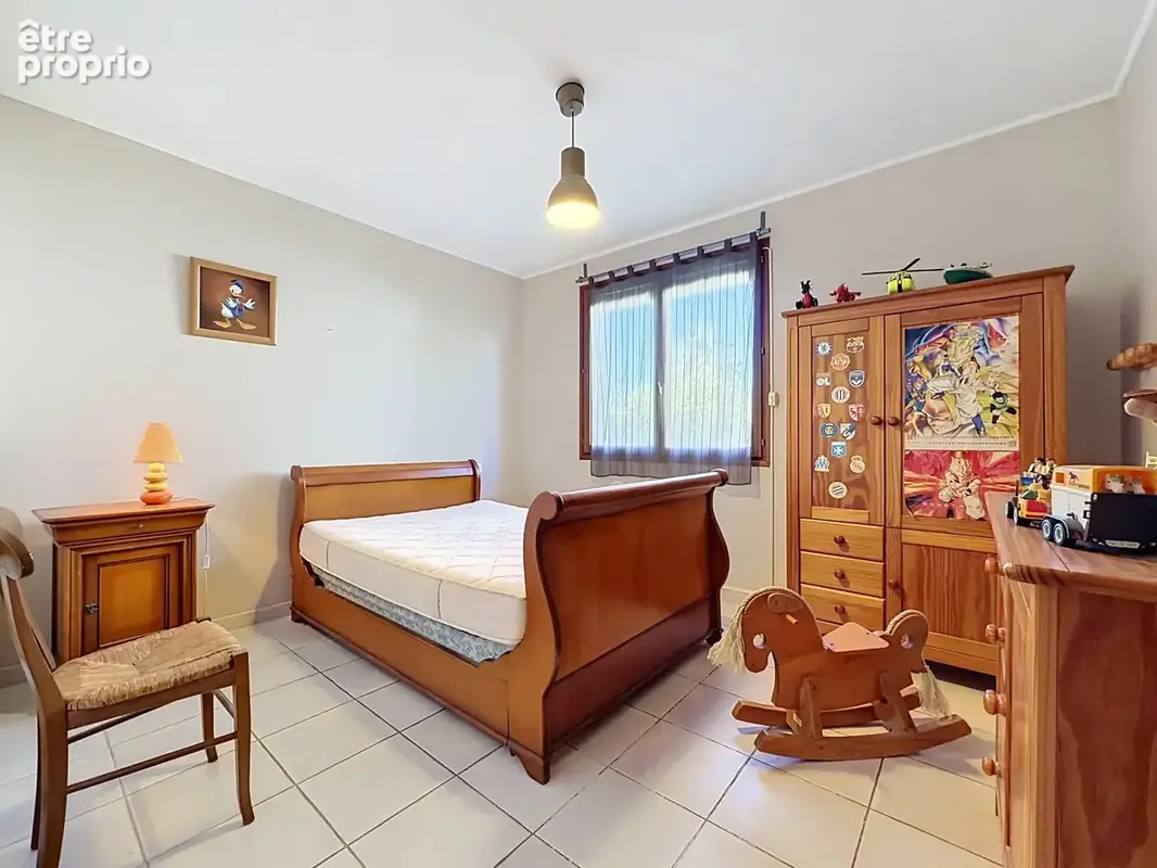 JUVIGNAC (34) - LA PLAINE : Maison à vendre 9 pièces 212 m2 divisée en deux appartements - terrain de 423 m2 - Garage - Terrasse - photo 12