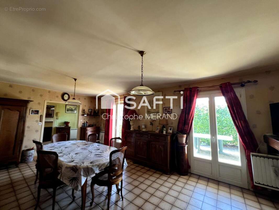 Photo 7 - Maison à DANGE-SAINT-ROMAIN